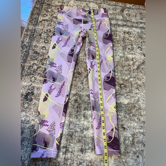 Athleta Kids Purple Patterned Leggings XM/14 Seamless Casual Stretch Activewear - Picture 10 of 16